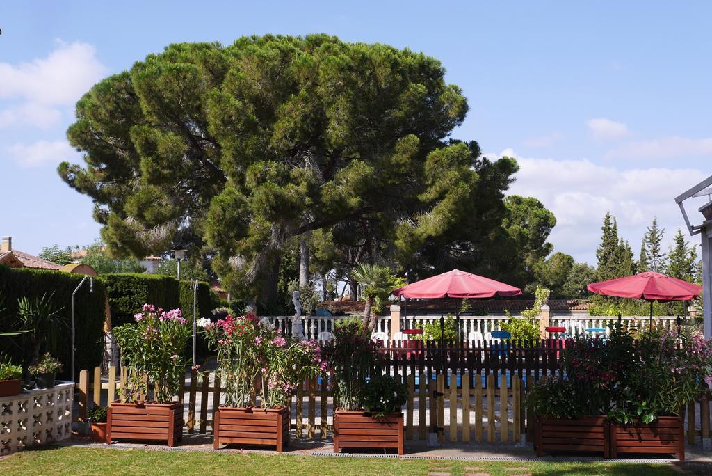 Hotel Restaurant El Bosc Banyeres del Penedes Exteriér fotografie